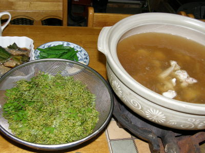 花山椒の鍋と山菜 のせがわ 野迫川 で田舎暮らし