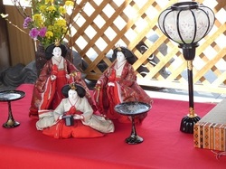 興正寺別院の雛飾り2