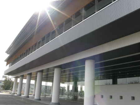 奈良県立図書情報館